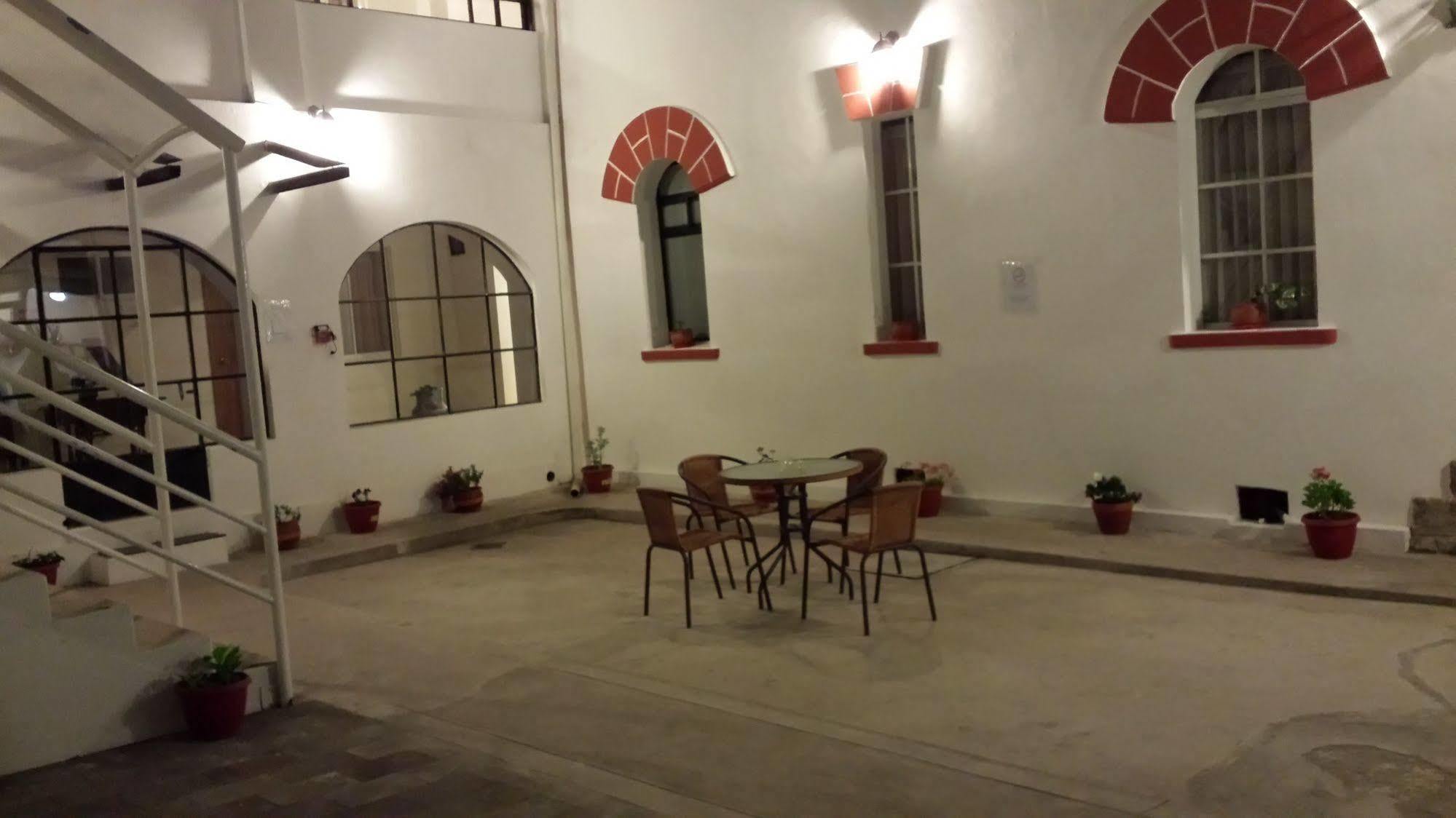 Heritage Inn Quito Bagian luar foto